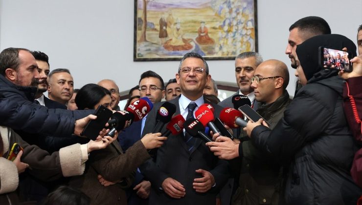 CHP Genel Başkanı Özgür Özel, Nevşehir’de gazetecilerin sorularını cevapladı Açıklaması