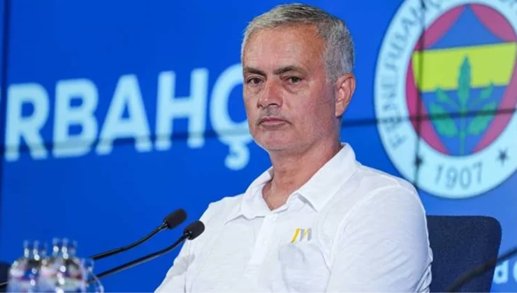 Jose Mourinho, Şampiyonlar Ligi hasreti 16 yıla çıkan Fenerbahçe’de bir ilki yaşadı