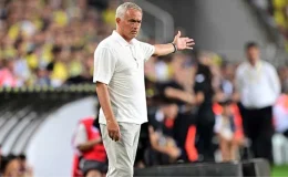 Mourinho’dan sol bek kararı! Fenerbahçe-Lille maçının ilk 11’leri belli oldu