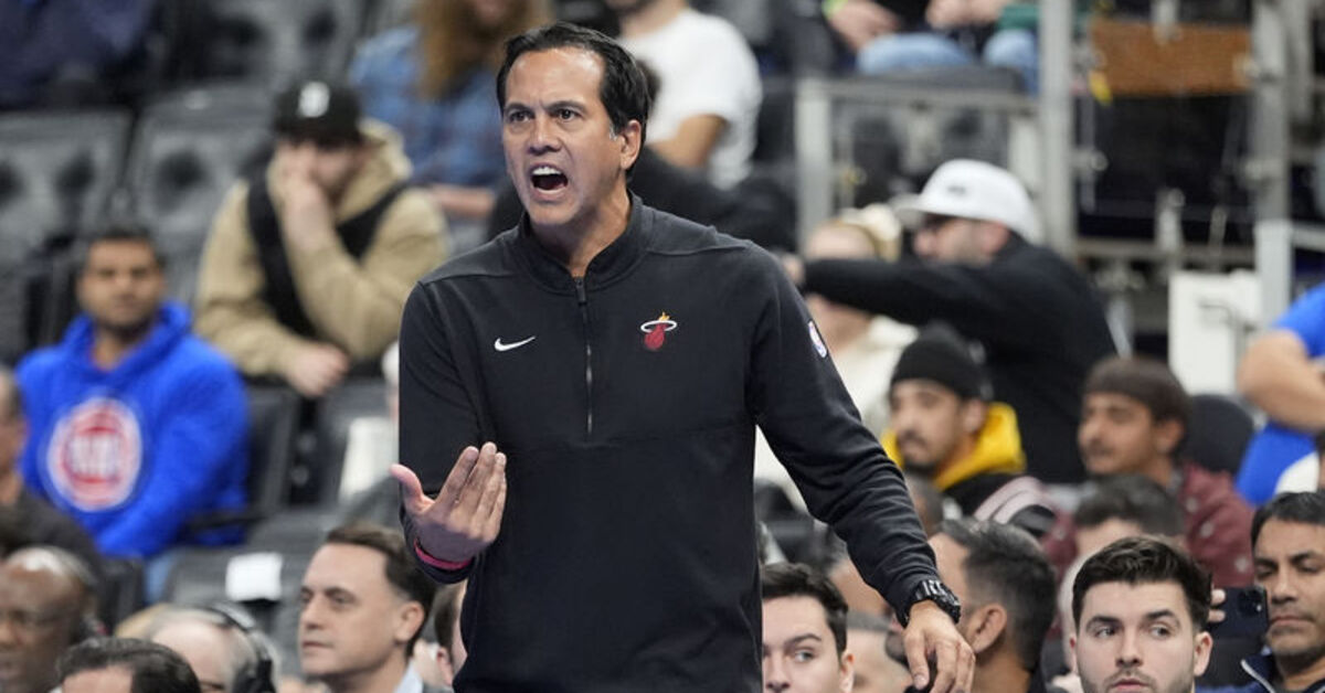 Miami Heat başantrenörü Erik Spoelstra’dan maç kaybettiren hata!