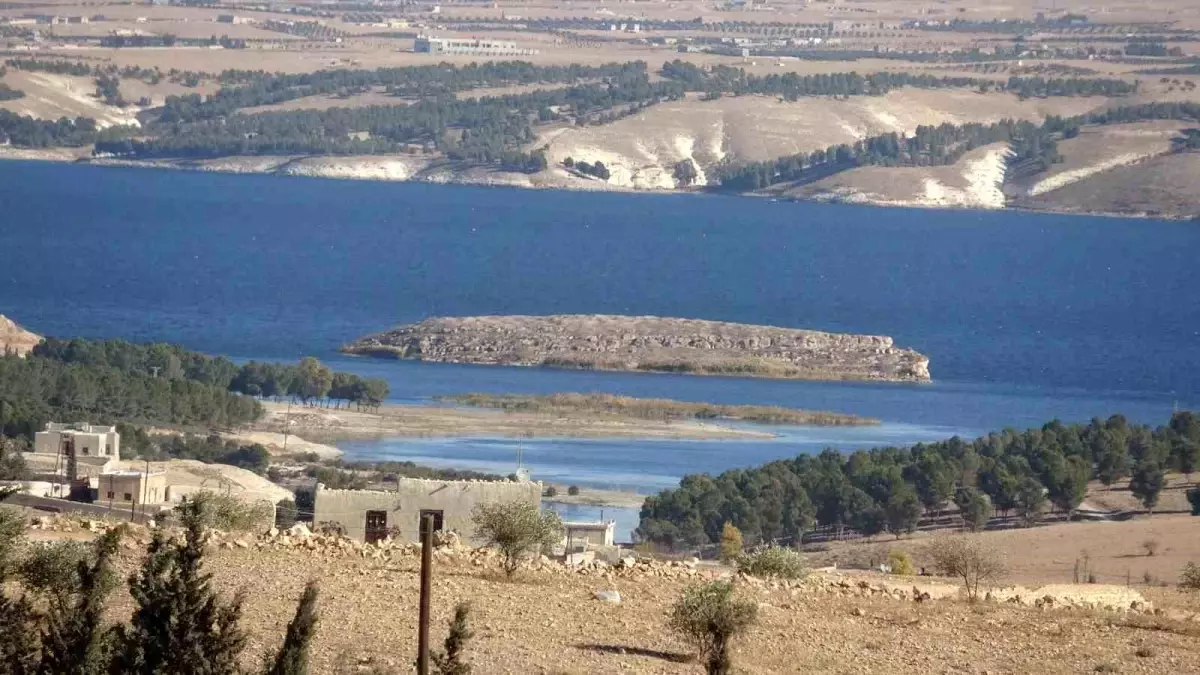 Münbiç’te PKK/YPG’nin Bomba Yüklü Kamyonu Etkisiz Hale Getirildi